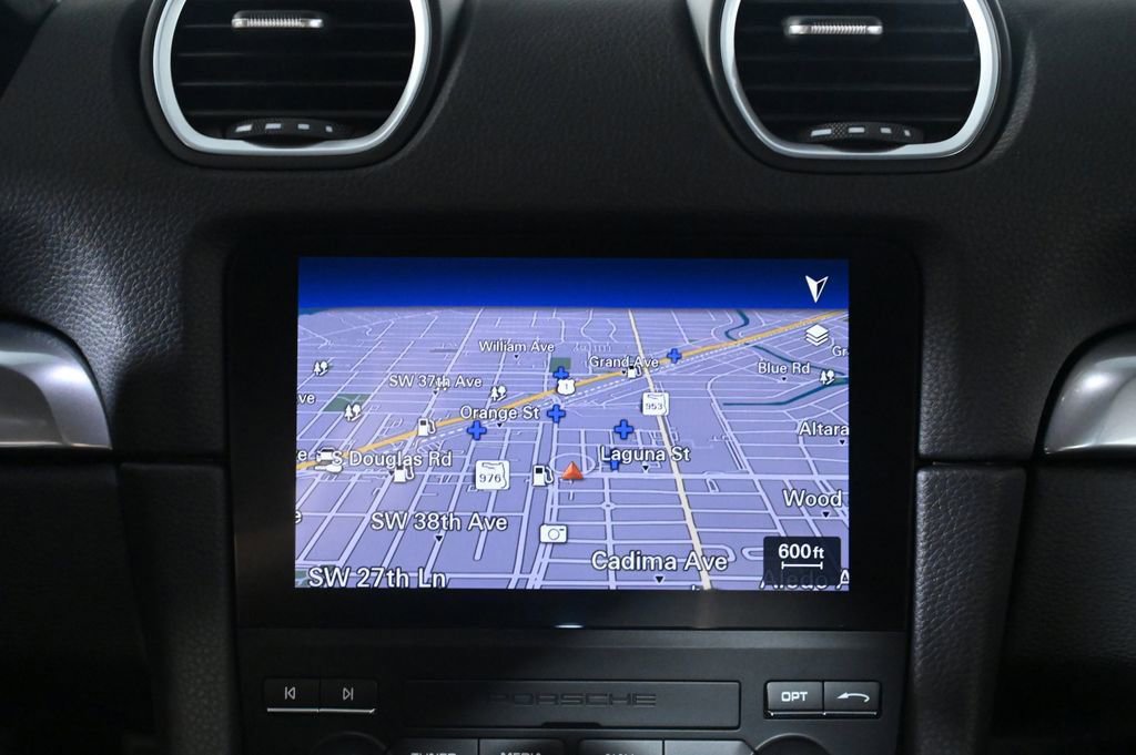 Used 2025 Porsche 718 Cayman image 15