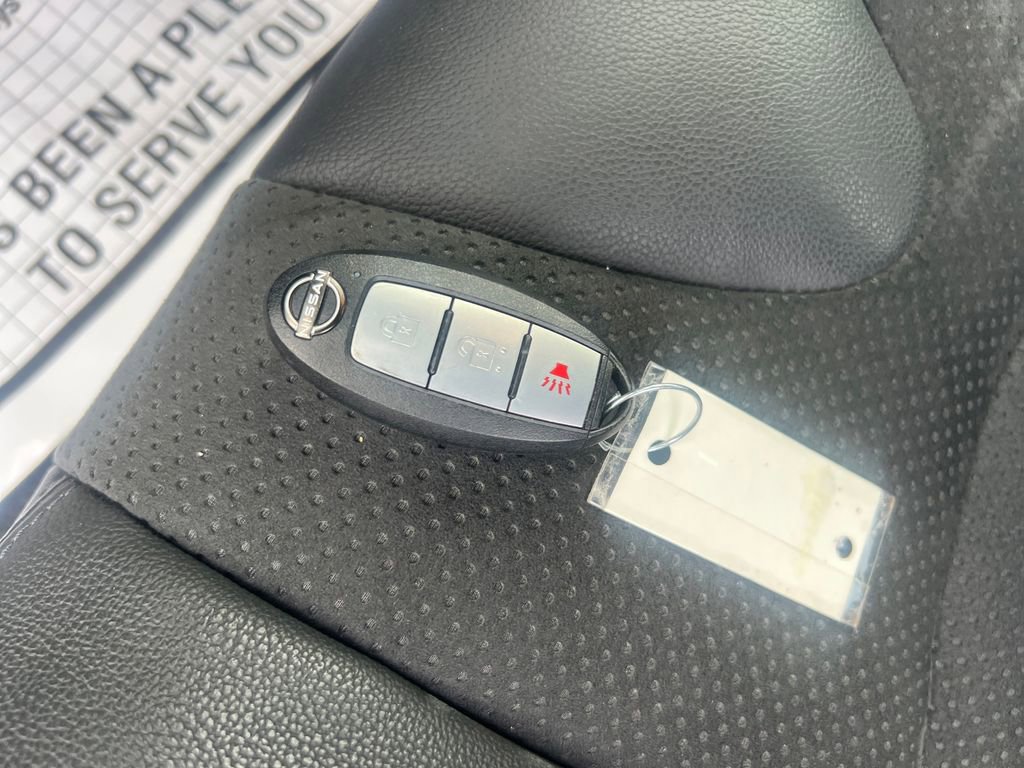 Used 2025 Nissan Z Performance w/ Floor Mat Package image 28