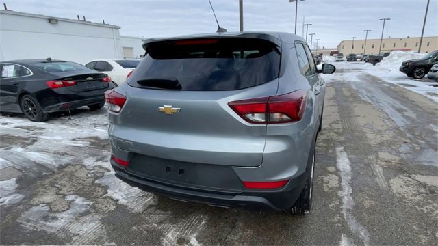 Used 2023 Chevrolet TrailBlazer LS image 9