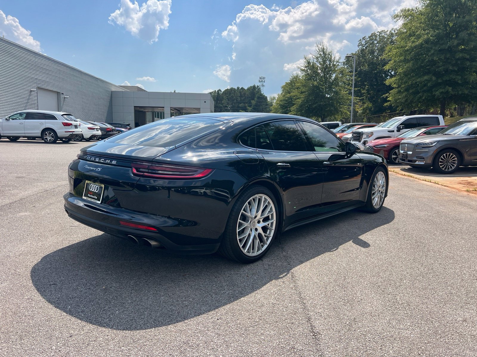 Used 2018 Porsche Panamera 4S AWD/4WD image 5