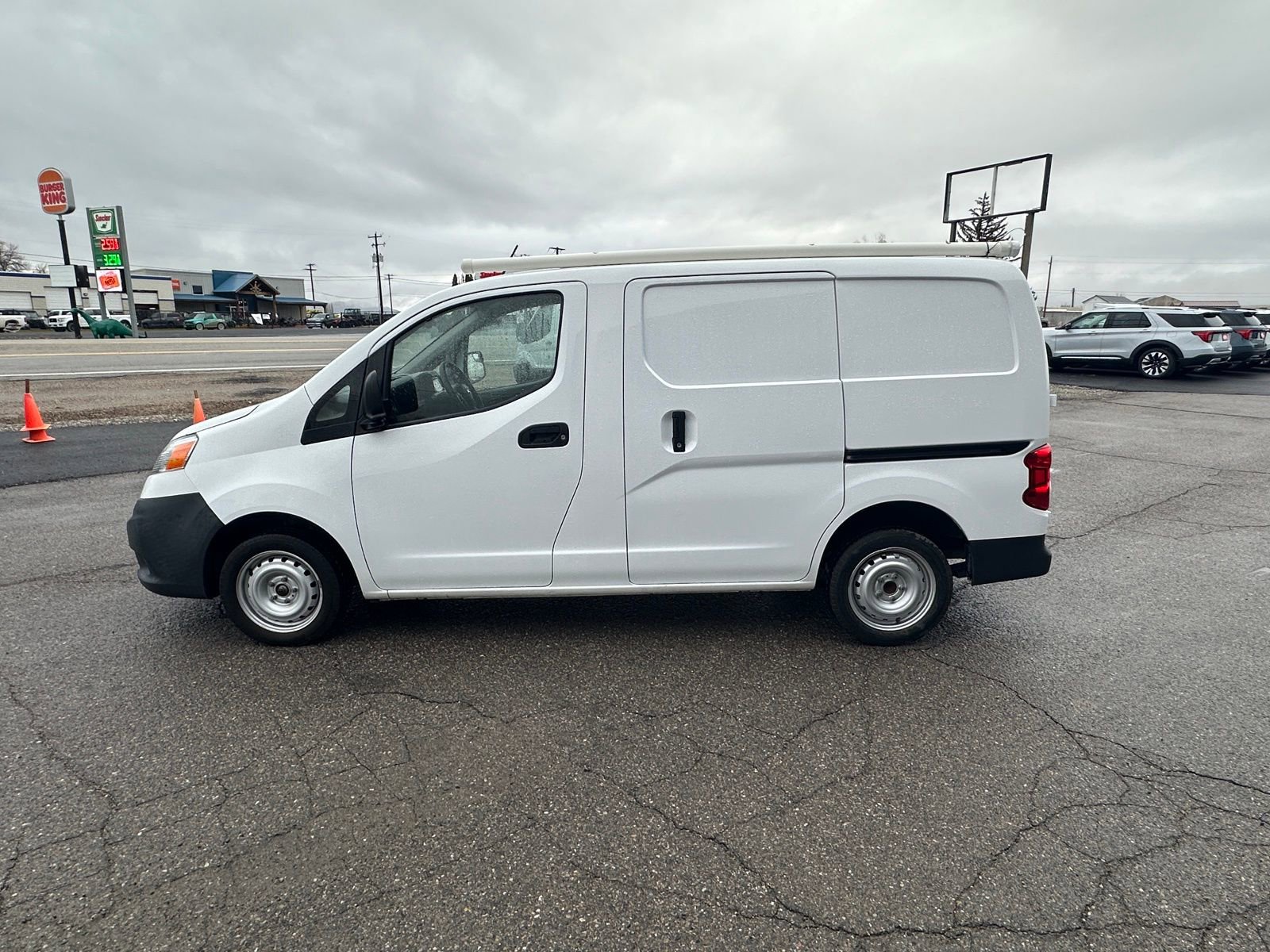 Used 2019 Nissan NV200 S w/ Cruise Control Package image 39