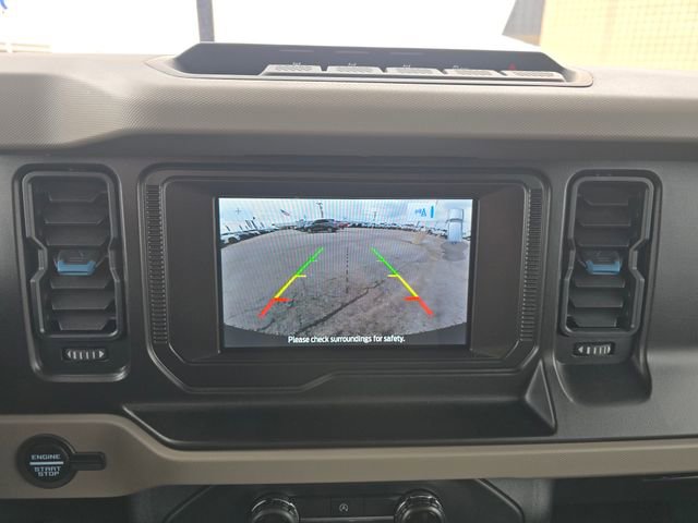 Used 2022 Ford Bronco Wildtrak image 16