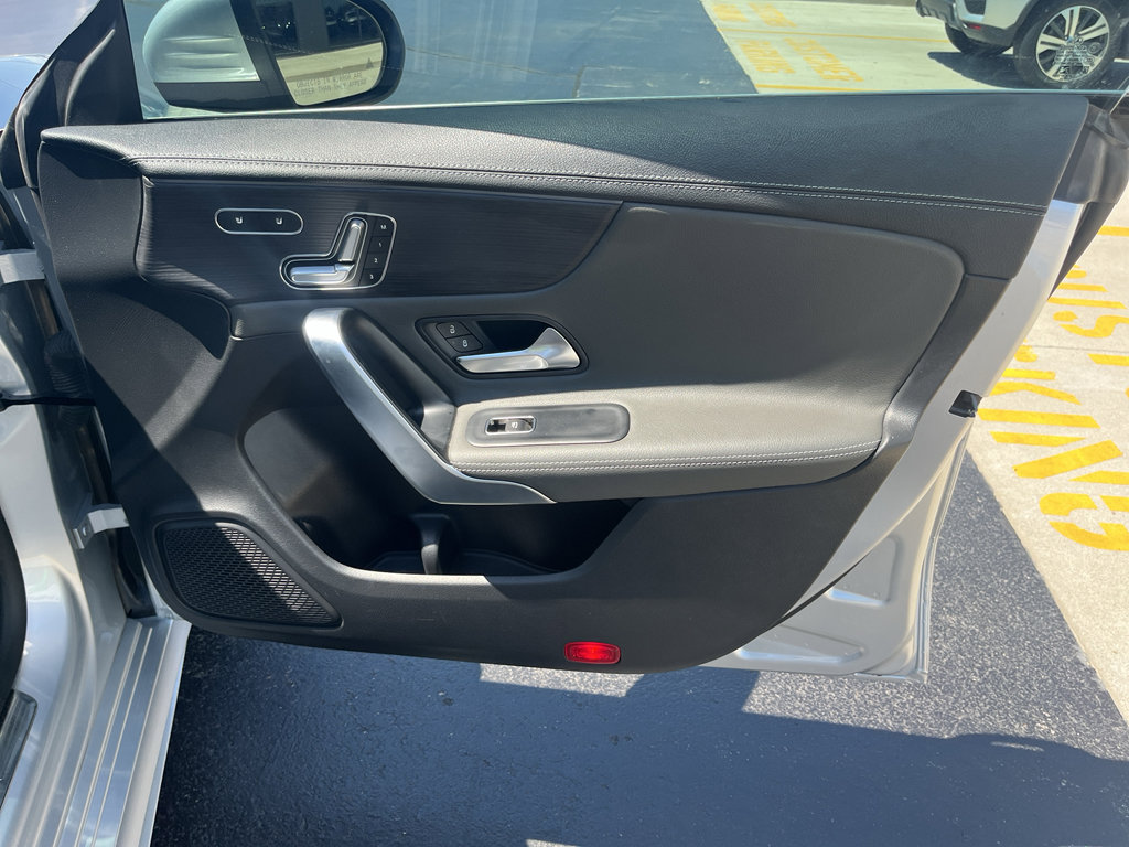 Used 2021 Mercedes-Benz CLA 250 4MATIC image 42