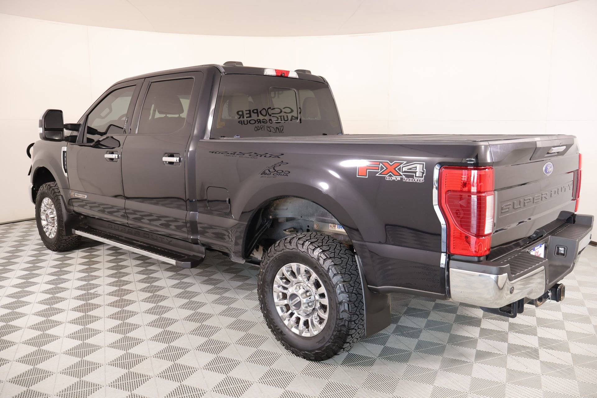 Used 2021 Ford F250 XLT w/ XLT Premium Package AWD/4WD image 22