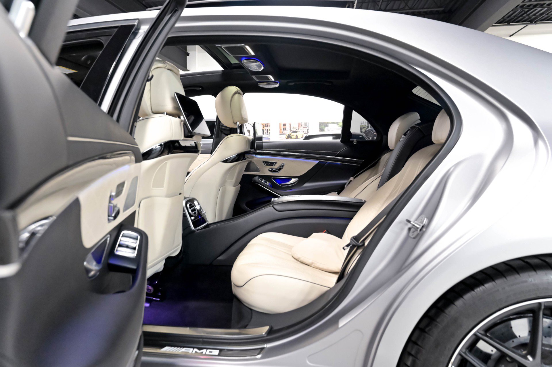 Used 2018 Mercedes-Benz S 63 AMG S 4MATIC Sedan image 13