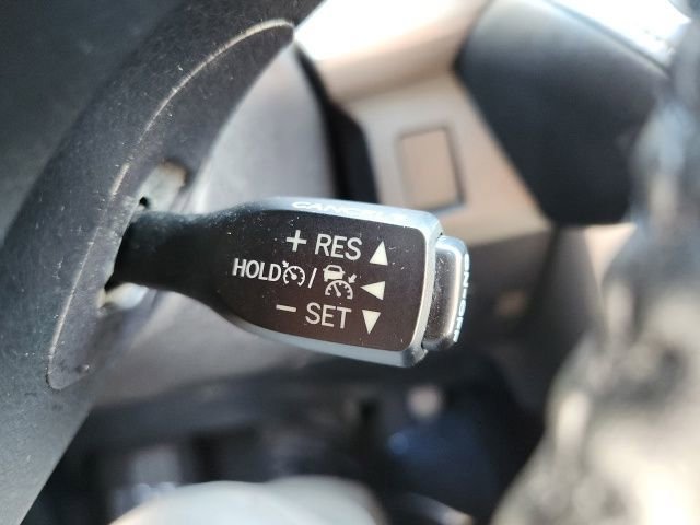 Used 2018 Toyota RAV4 XLE image 33