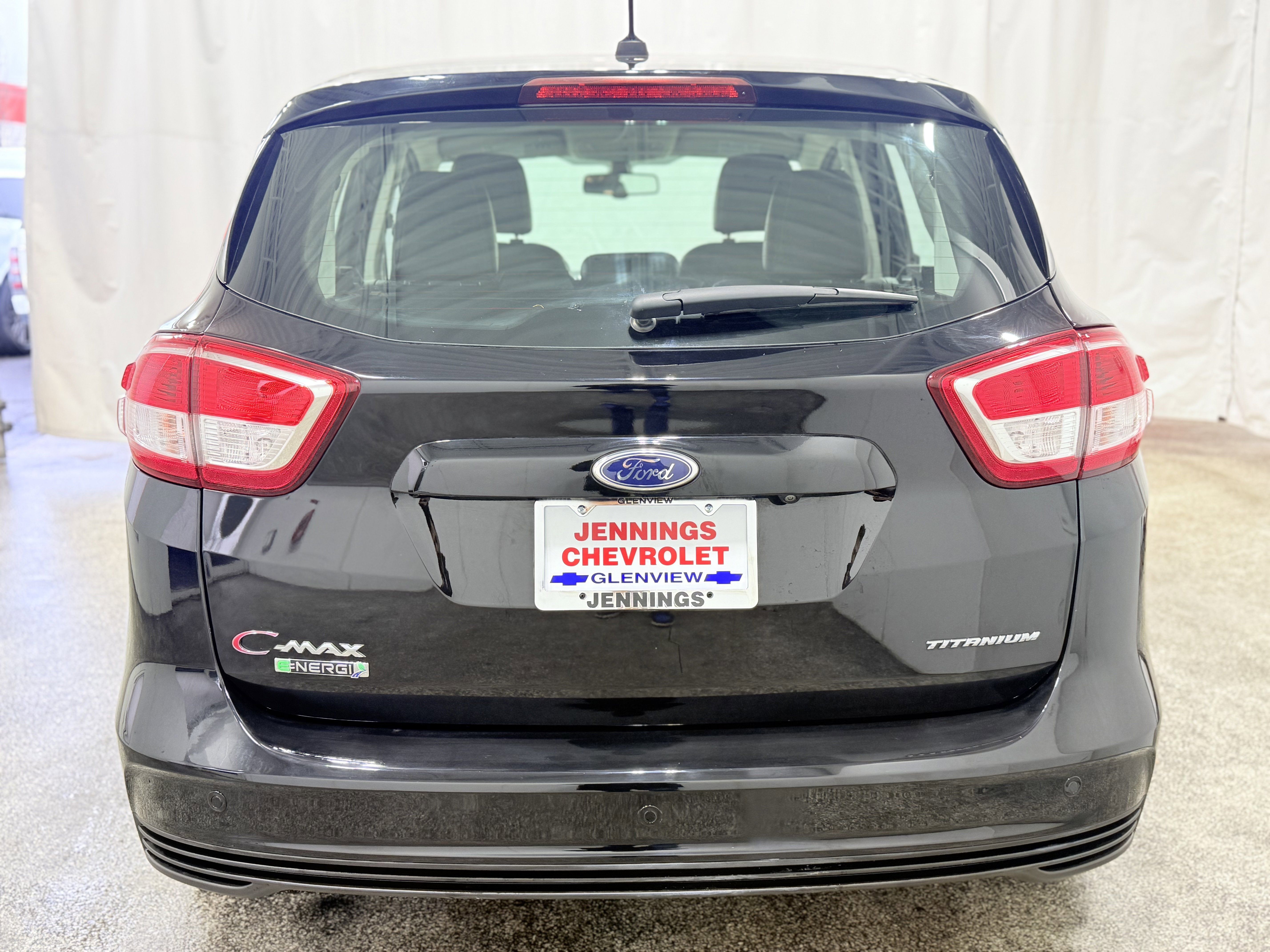Used 2017 Ford C-MAX Energi Titanium image 7