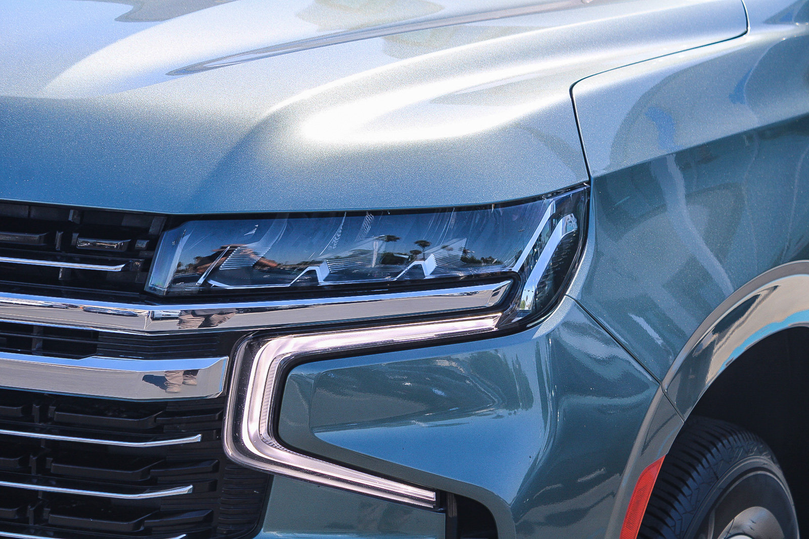 Used 2024 Chevrolet Tahoe LT AWD/4WD image 5