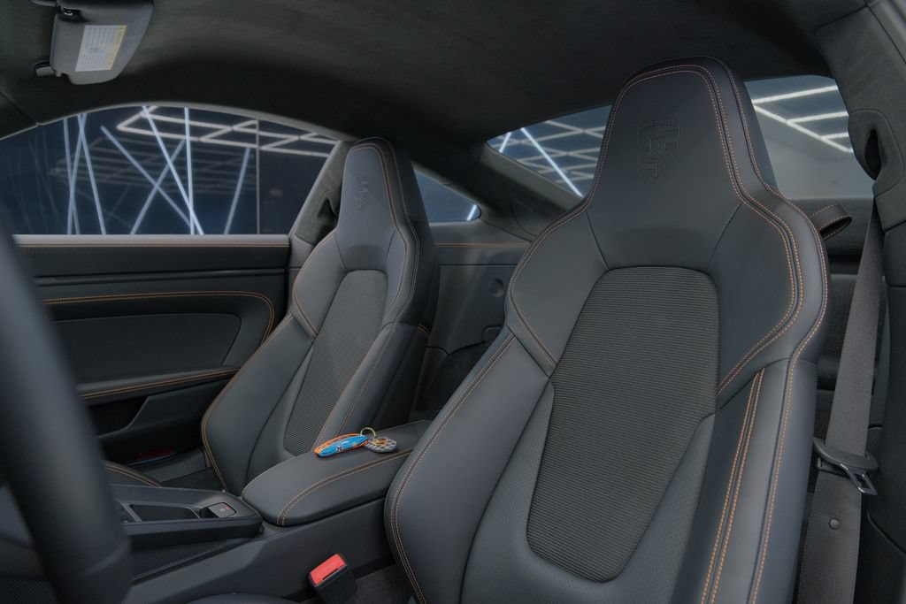 Used 2023 Porsche 911 GT3 RWD image 5