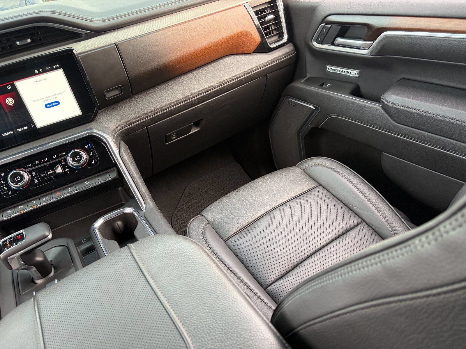 Certified 2025 GMC Sierra 1500 Denali AWD/4WD image 17