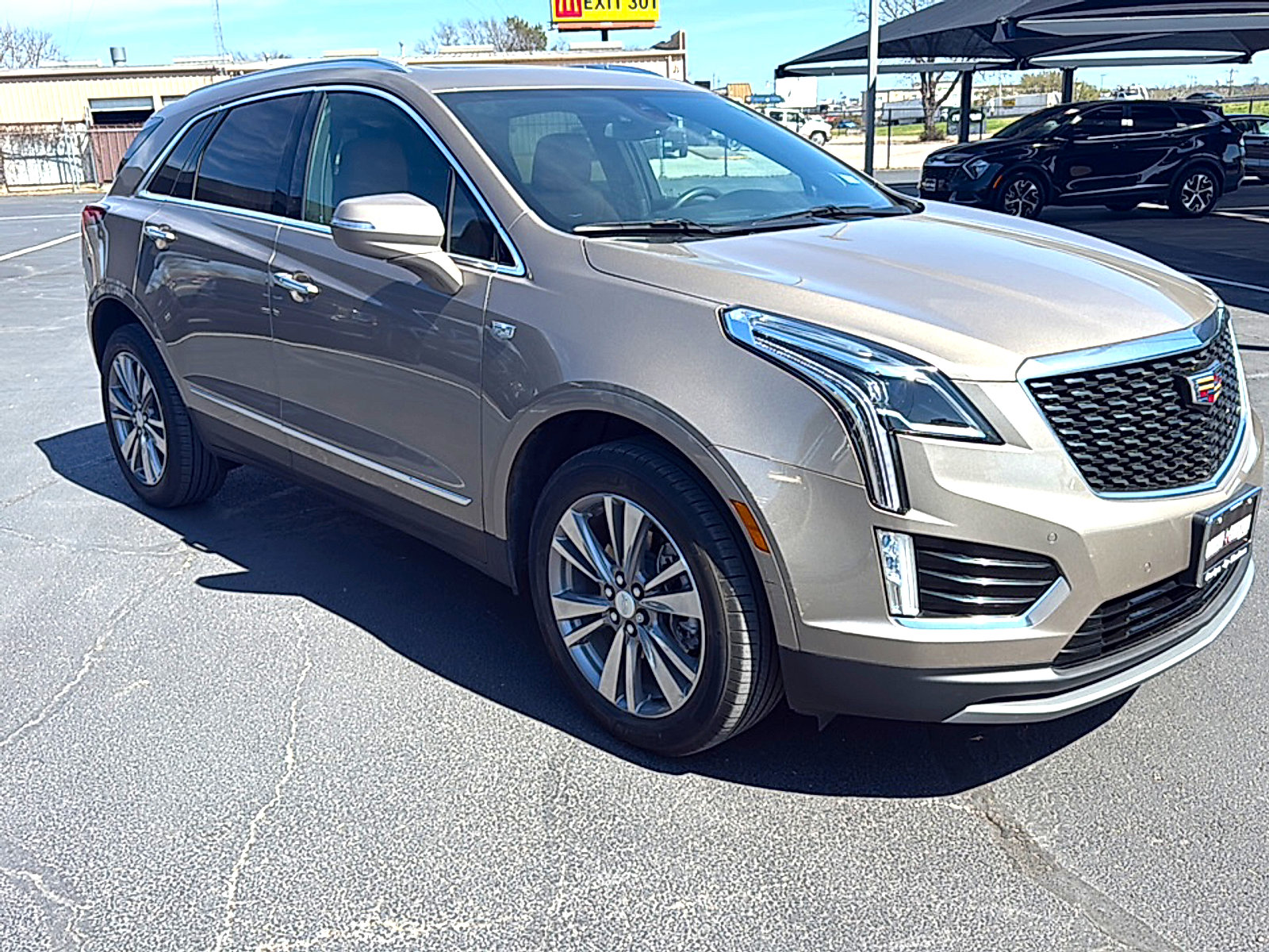 Used 2022 Cadillac XT5 Premium Luxury image 4