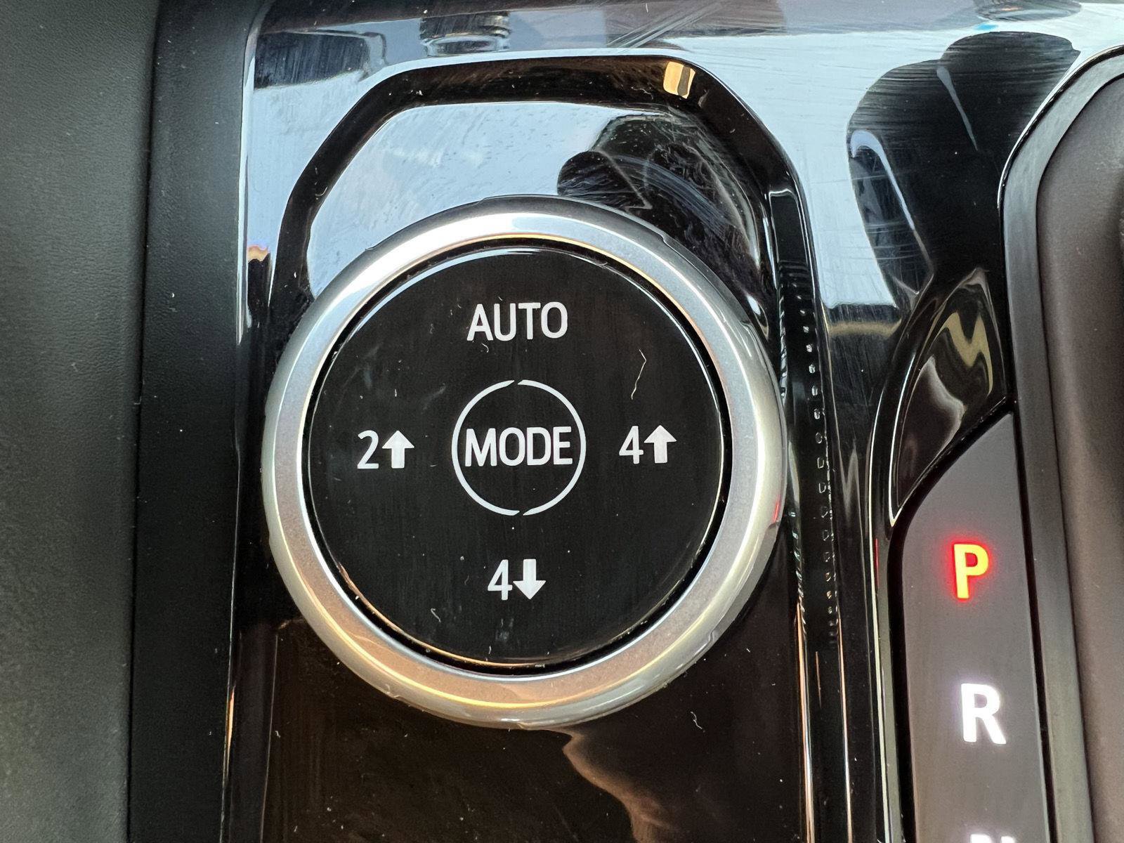 New 2026 GMC Canyon AT4 image 30