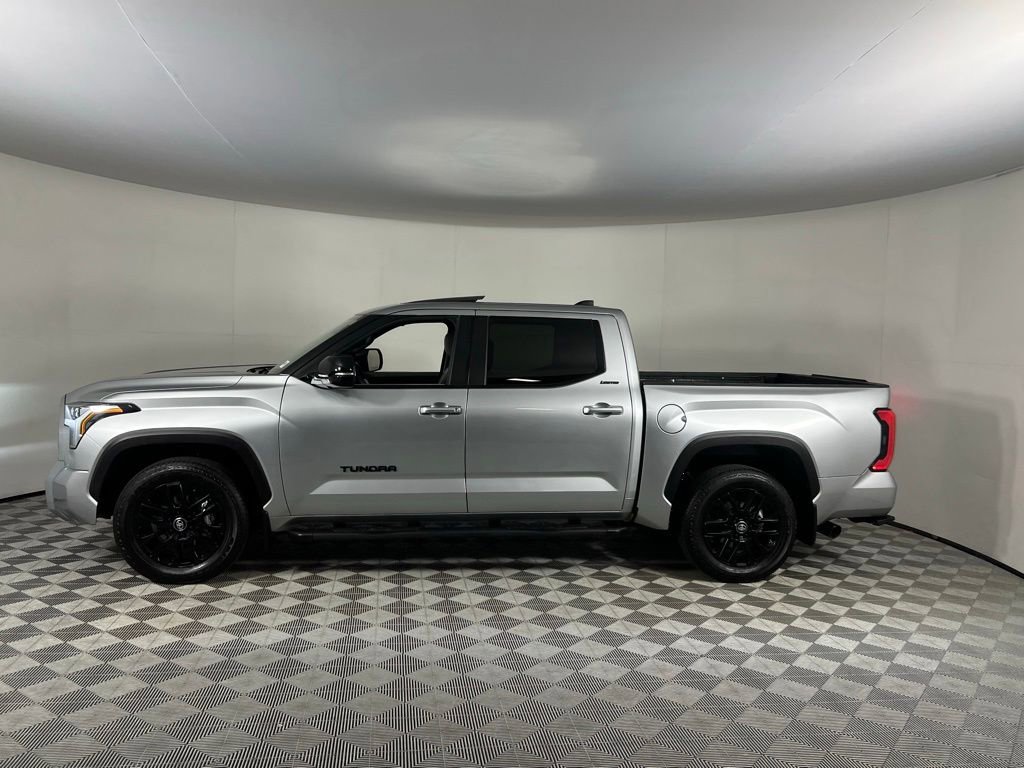 Used 2025 Toyota Tundra Limited image 8