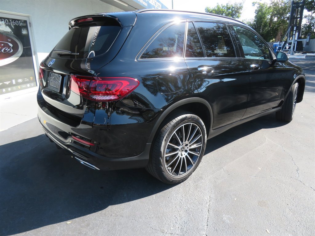 Used 2021 Mercedes-Benz GLC 300 image 8