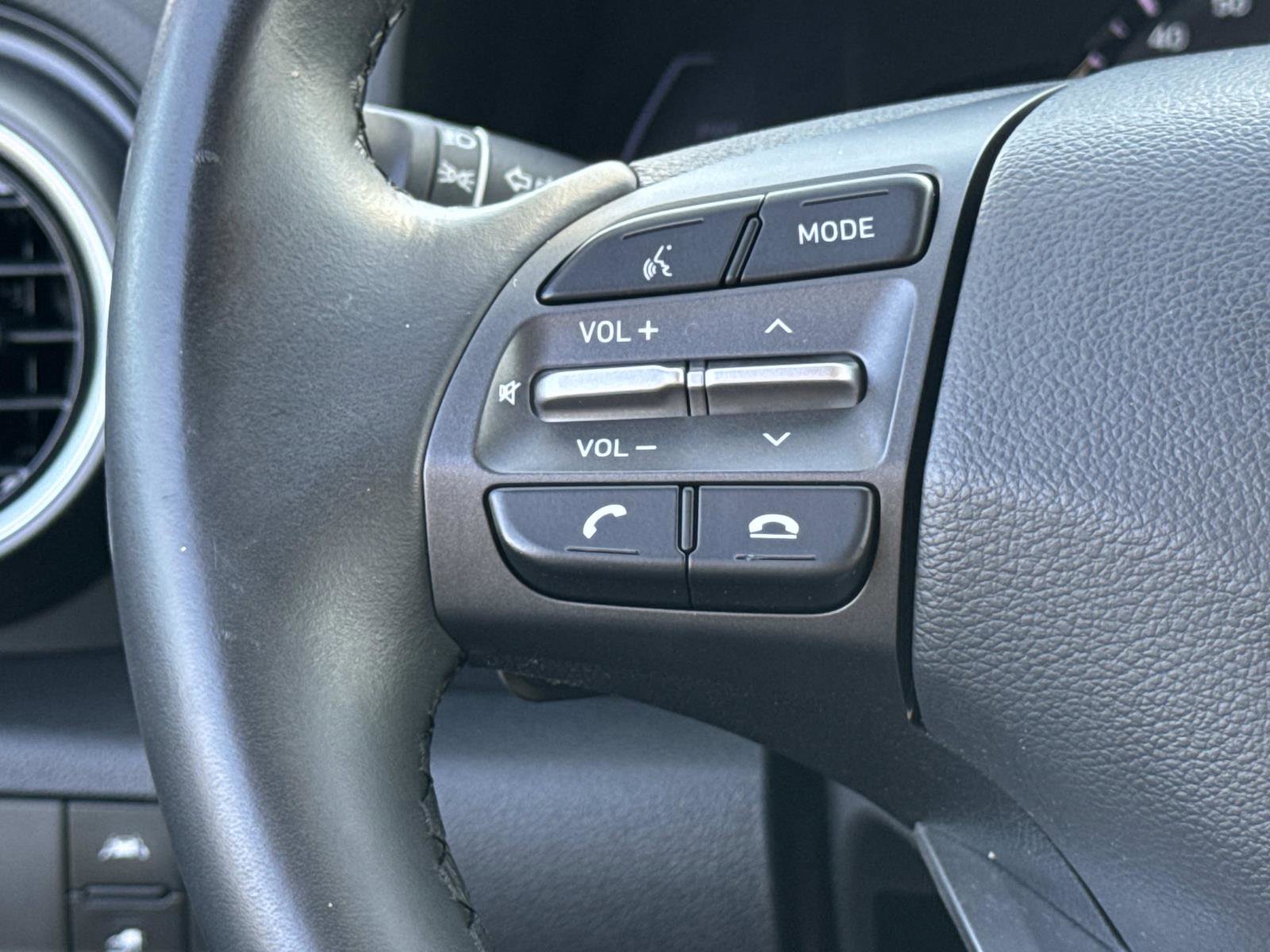 Used 2021 Hyundai Kona SEL image 7