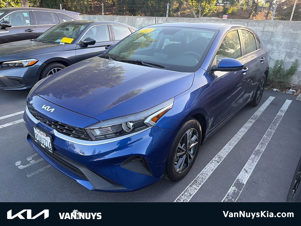 Used 2023 Kia Forte LXS FWD image 1