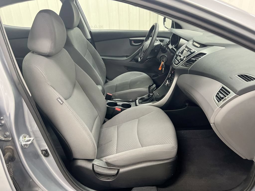 Used 2015 Hyundai Elantra SE FWD image 20