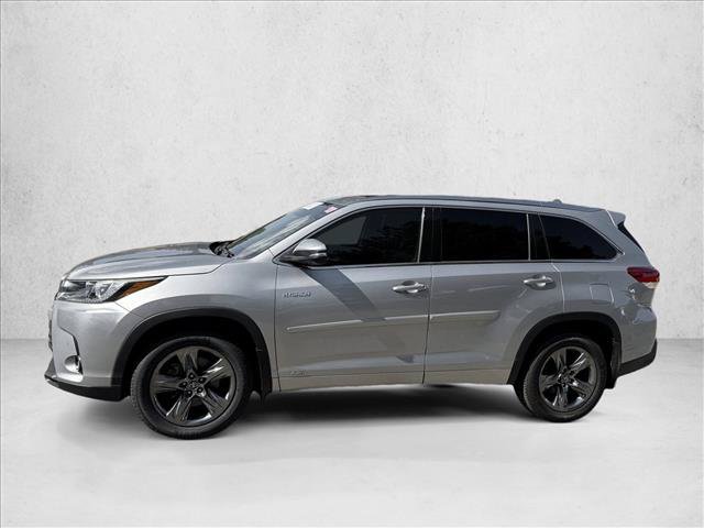 Certified 2018 Toyota Highlander Limited Platinum AWD/4WD image 4