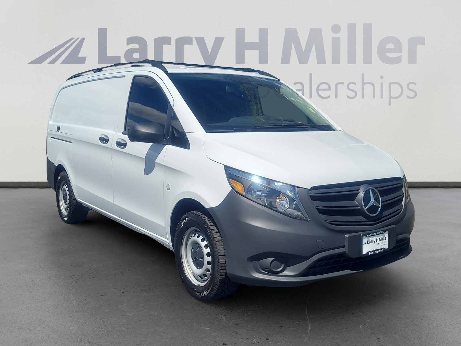 Used 2023 Mercedes-Benz Metris image 7