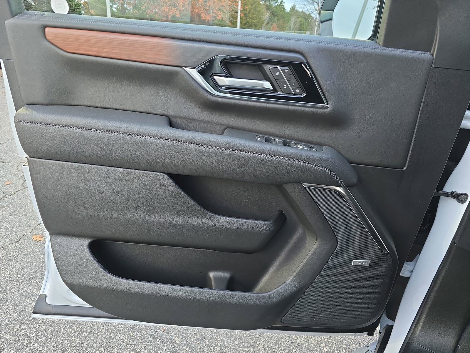 New 2026 GMC Yukon XL Denali AWD/4WD image 25