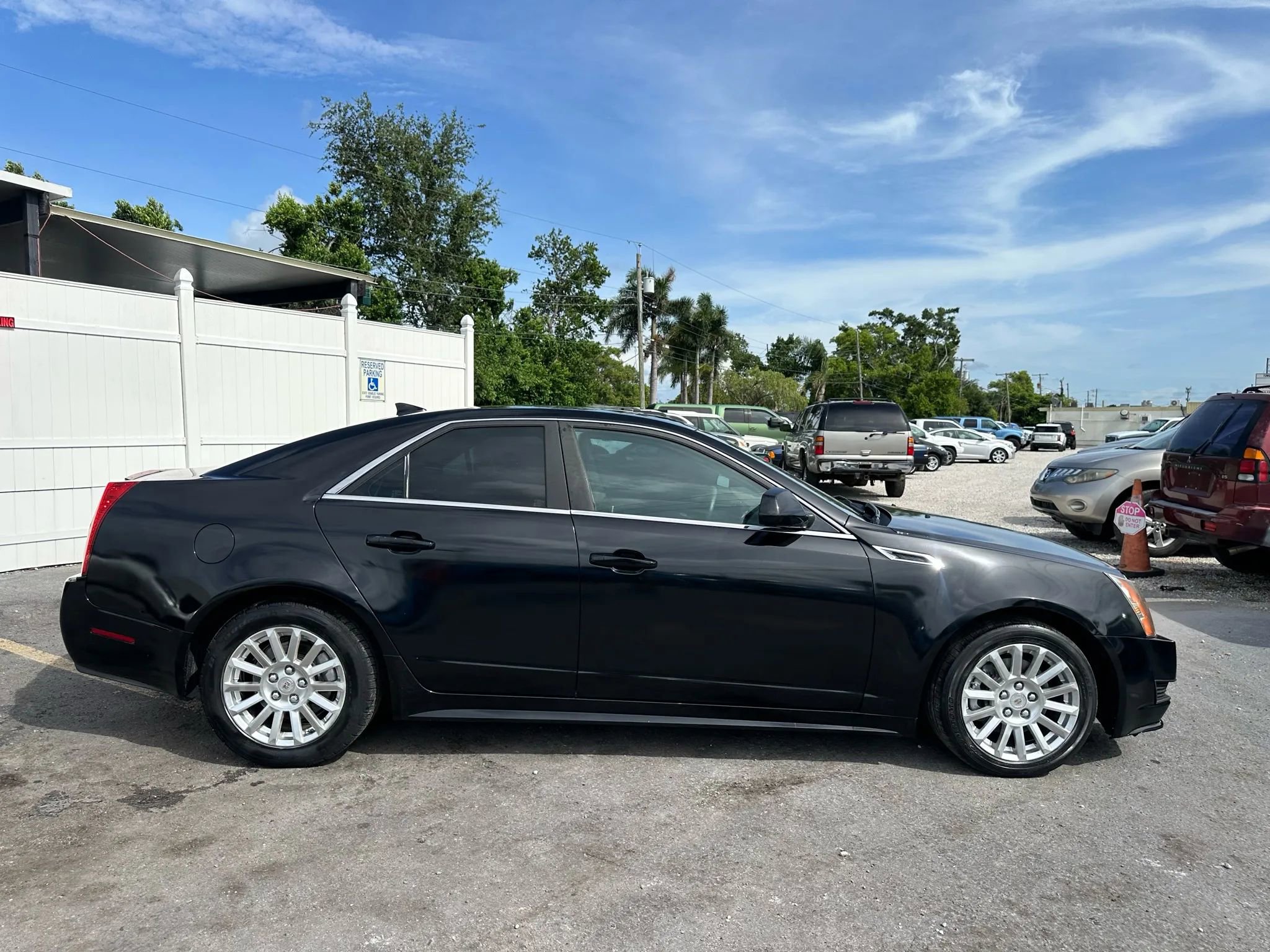 Used 2011 Cadillac CTS Sedan image 2