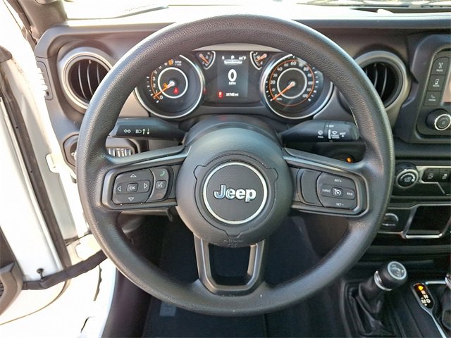 Used 2021 Jeep Gladiator Sport image 19