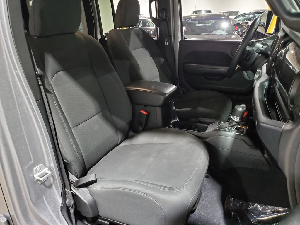 Used 2019 Jeep Wrangler Unlimited Sport AWD/4WD image 14
