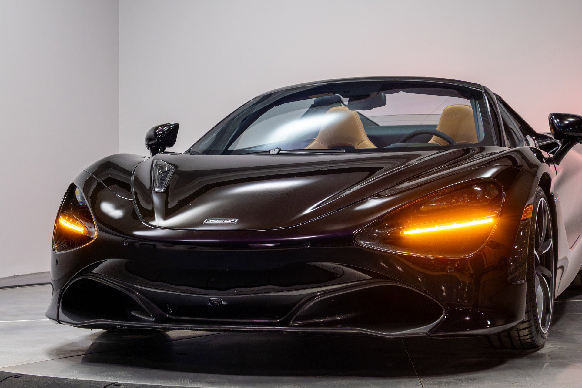 Used 2019 McLaren 720S Luxury RWD image 80