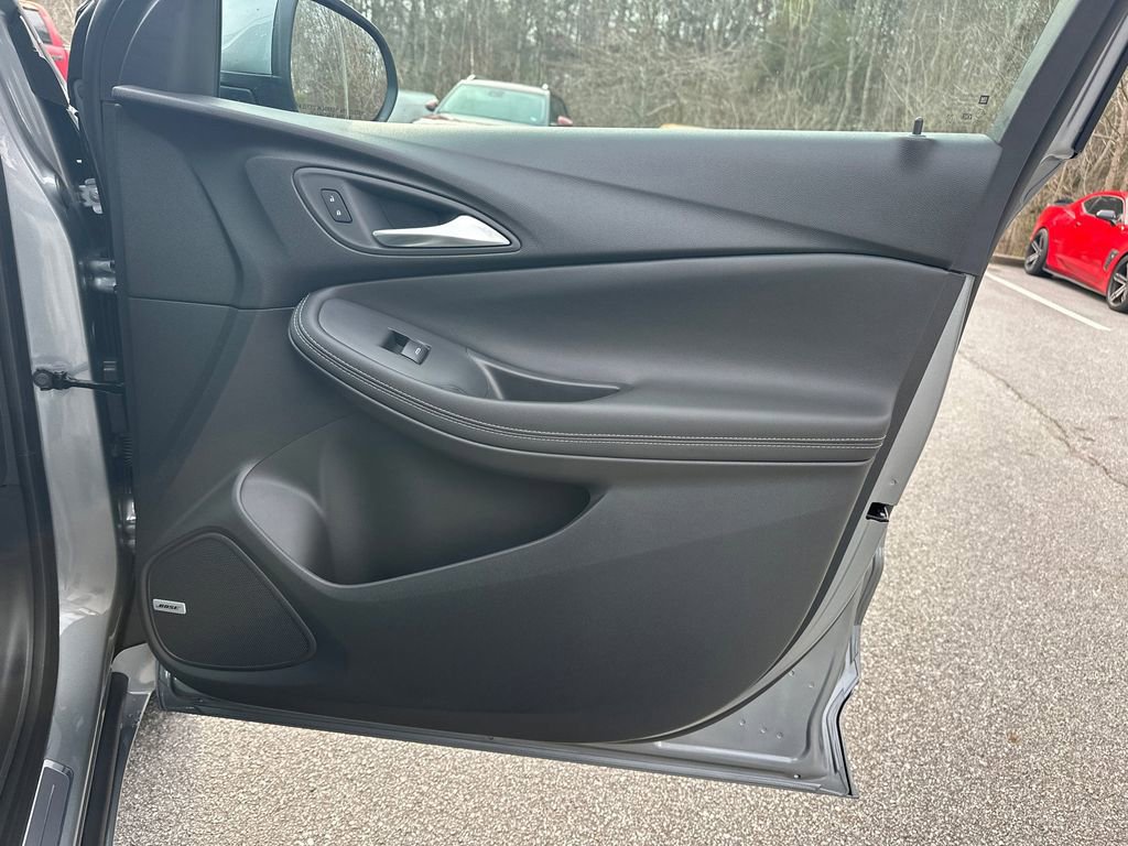 New 2026 Buick Encore GX Avenir w/ Avenir Convenience Package FWD image 15