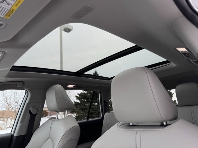 Certified 2024 Toyota Grand Highlander XLE image 11