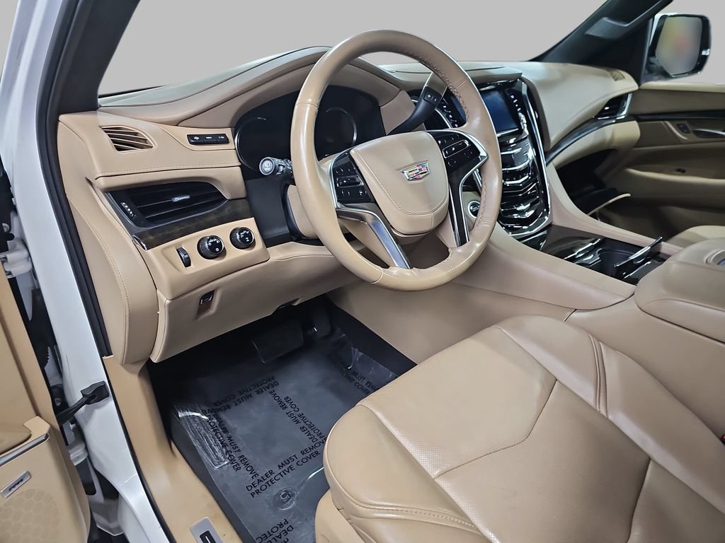 Used 2019 Cadillac Escalade Platinum AWD/4WD image 22