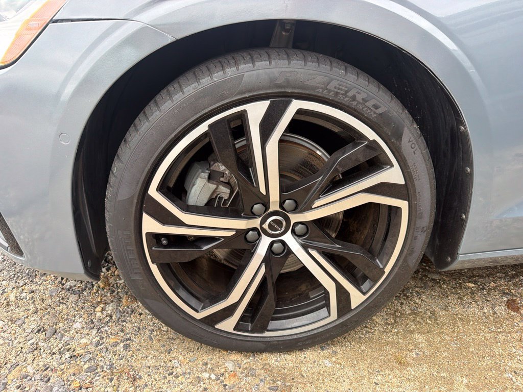 Used 2024 Volvo S60 B5 Plus AWD/4WD image 10