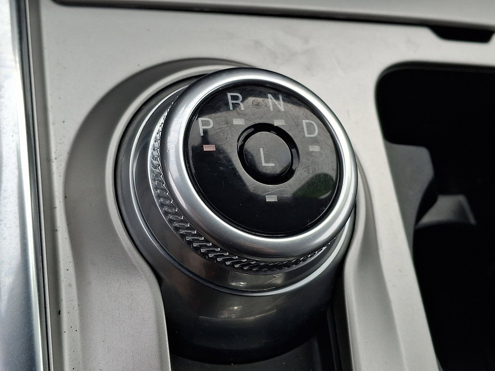 Certified 2022 Ford Explorer Limited w/ Limited Technology Package image 15