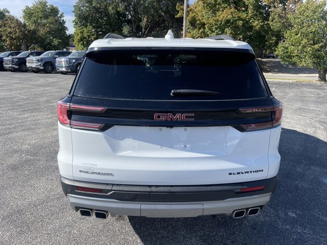 Used 2025 GMC Acadia Elevation image 6