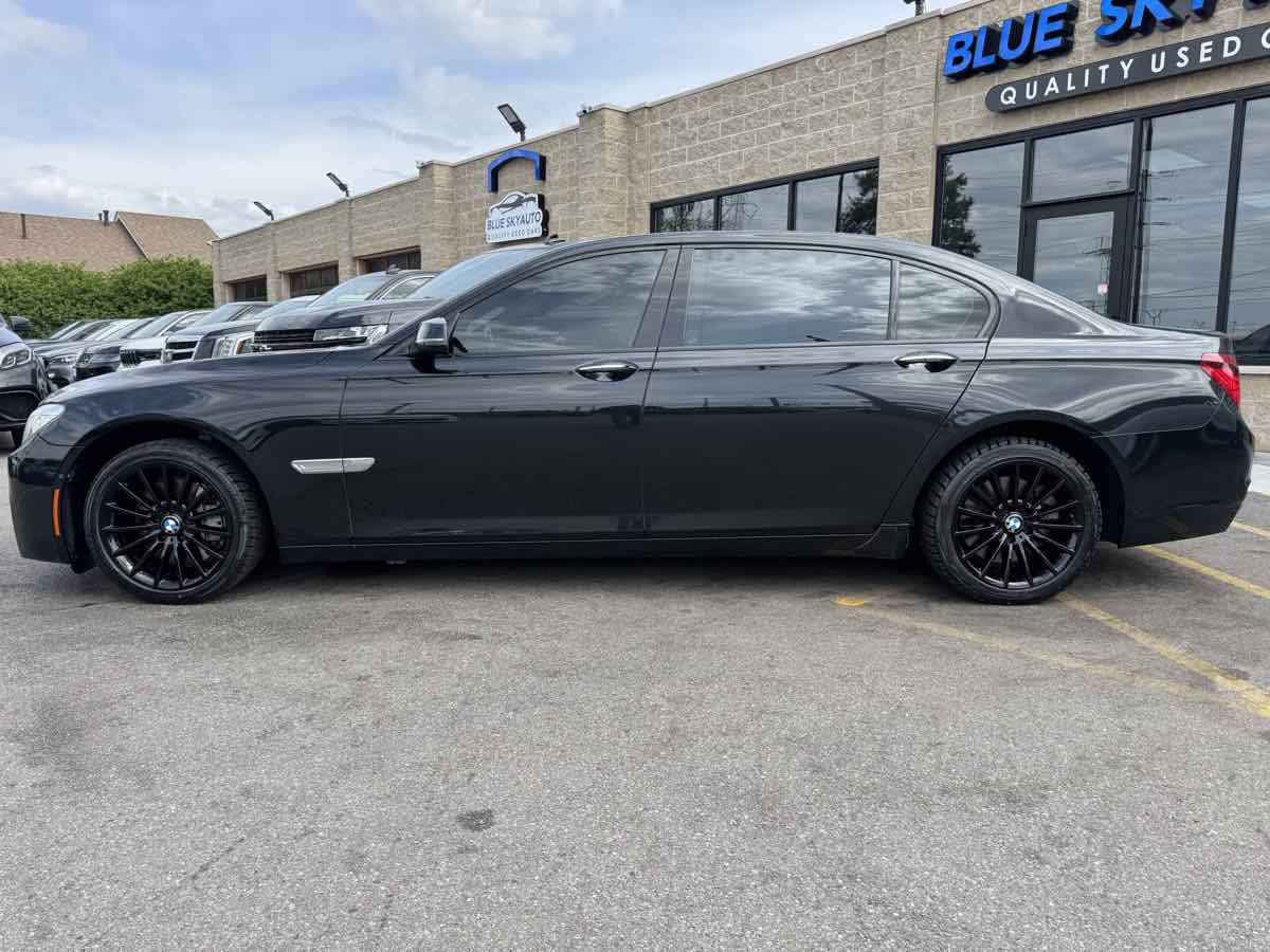 Used 2015 BMW 740Li RWD image 8