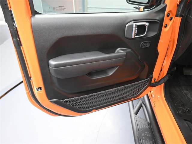 Used 2025 Jeep Wrangler Sport image 13