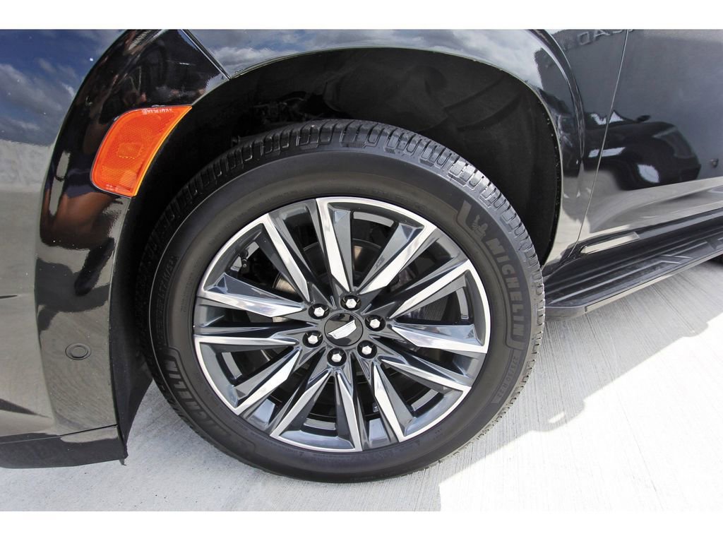 Certified 2024 Cadillac Escalade Sport image 32