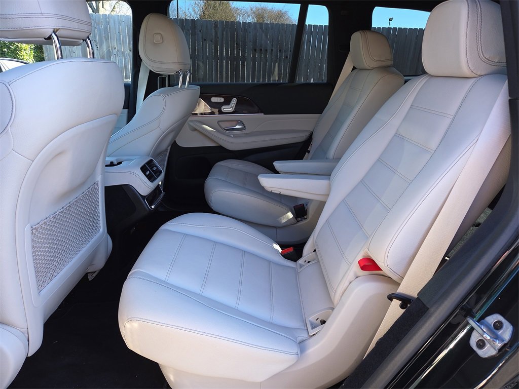 Certified 2023 Mercedes-Benz GLS 580 4MATIC image 11