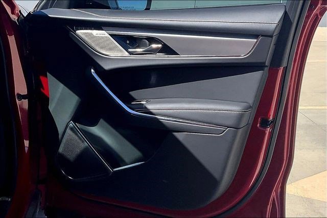 New 2024 Jaguar F-PACE R-Dynamic S image 29