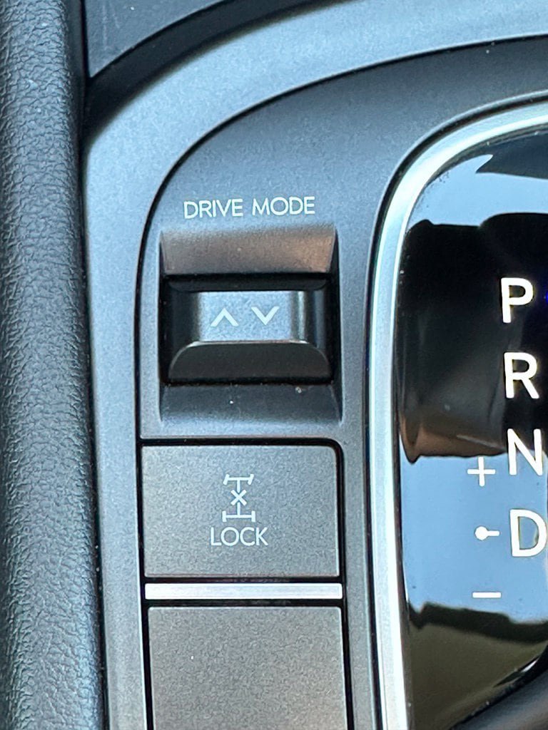 Used 2025 Hyundai Kona SEL AWD/4WD image 19