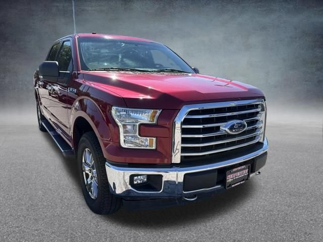 Used 2017 Ford F150 XLT w/ Equipment Group 302A Luxury AWD/4WD image 4