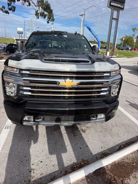 Certified 2022 Chevrolet Silverado 2500 High Country w/ Z71 Off-Road Package AWD/4WD image 2