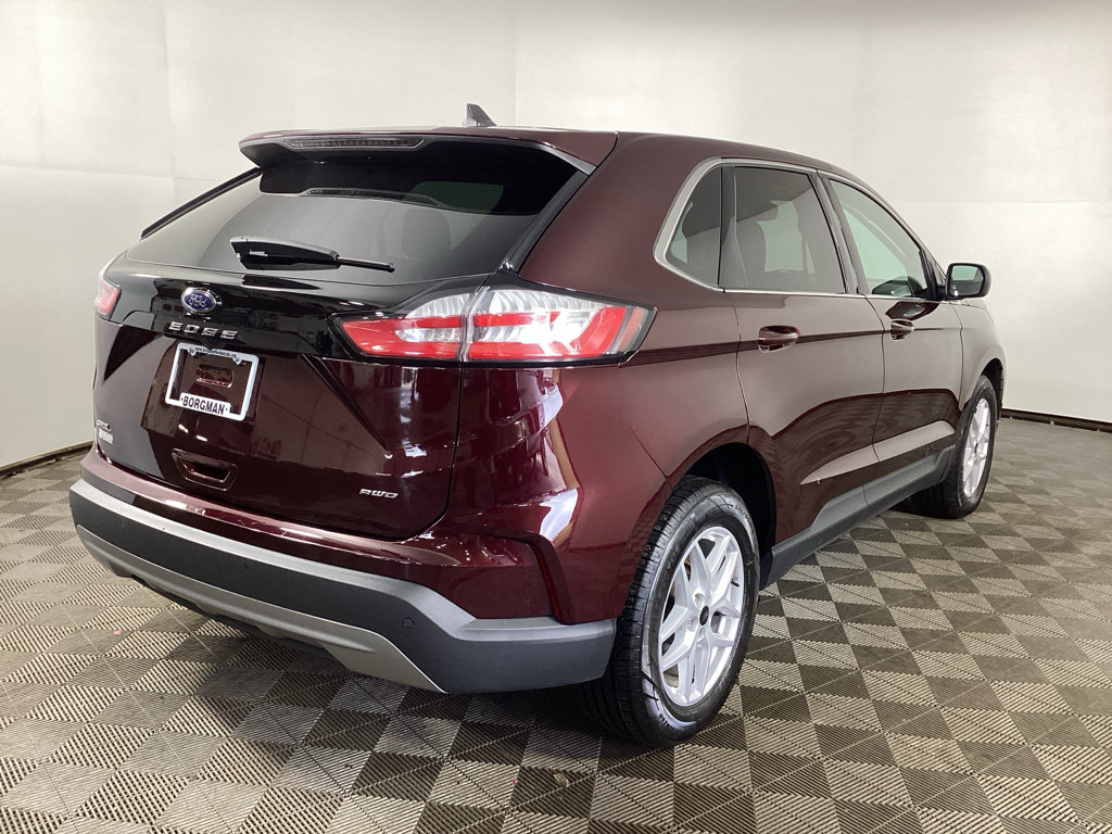 Used 2023 Ford Edge SEL w/ Convenience Package AWD/4WD image 2