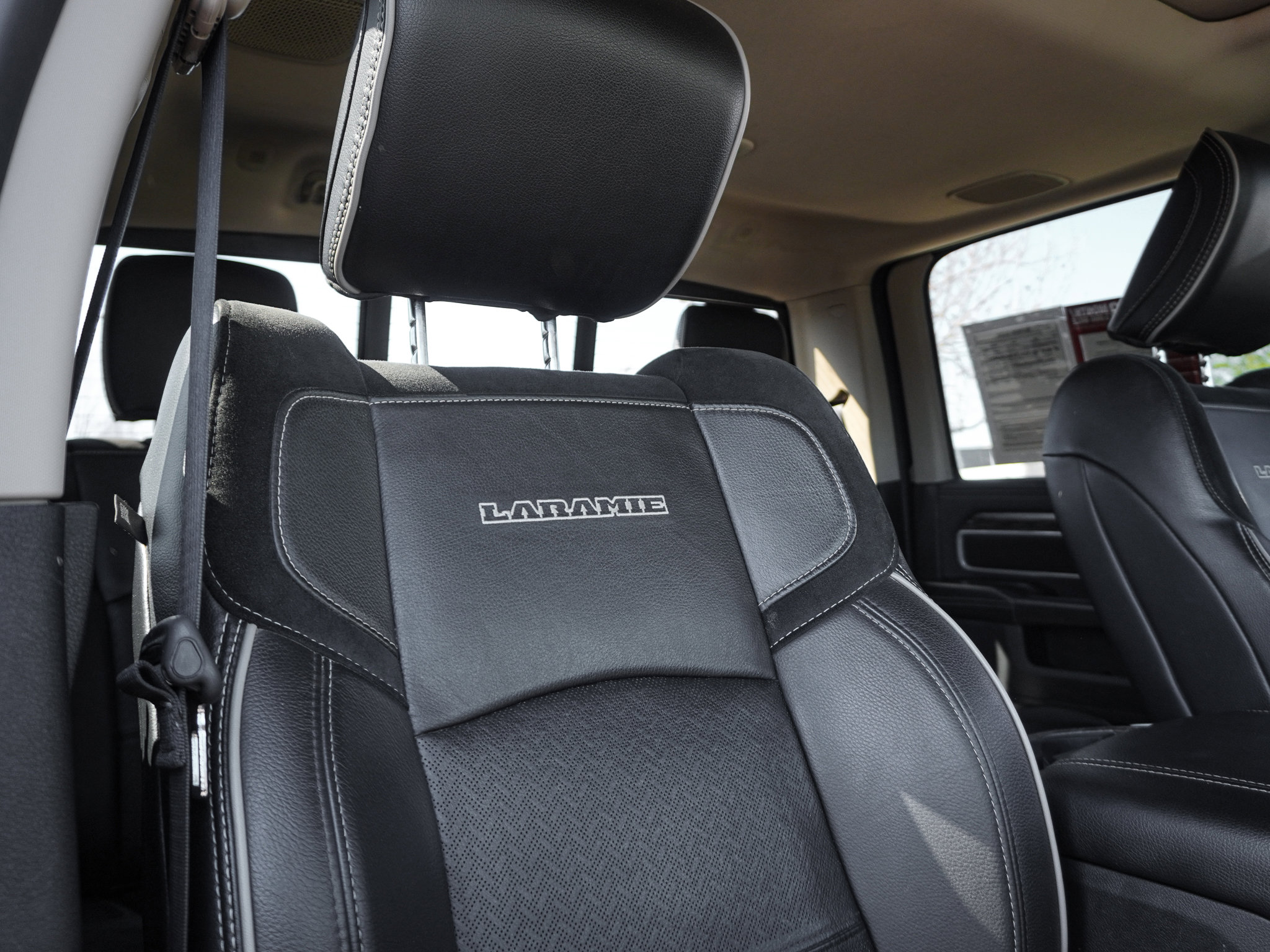 Used 2020 RAM 2500 Laramie image 34