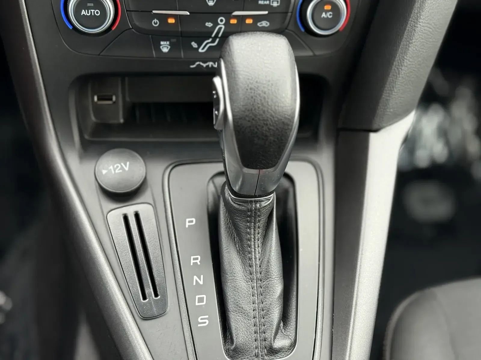 Used 2018 Ford Focus SEL image 20