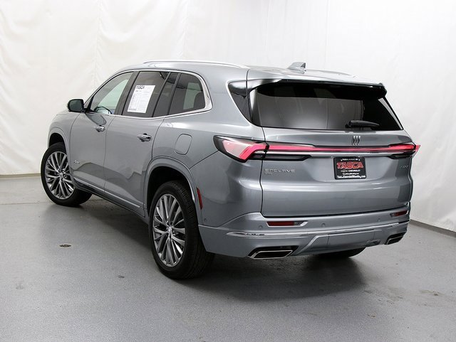 Certified 2025 Buick Enclave Avenir w/ Super Cruise Package image 8