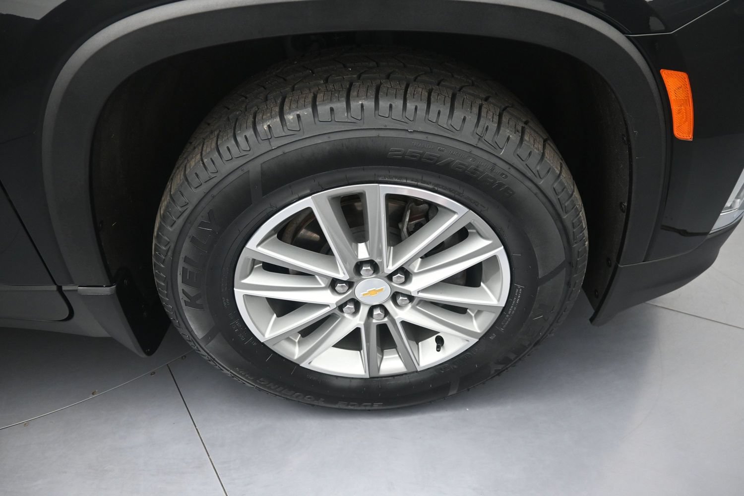 Used 2023 Chevrolet Traverse LT w/ LPO, Floor Liner Package AWD/4WD image 19