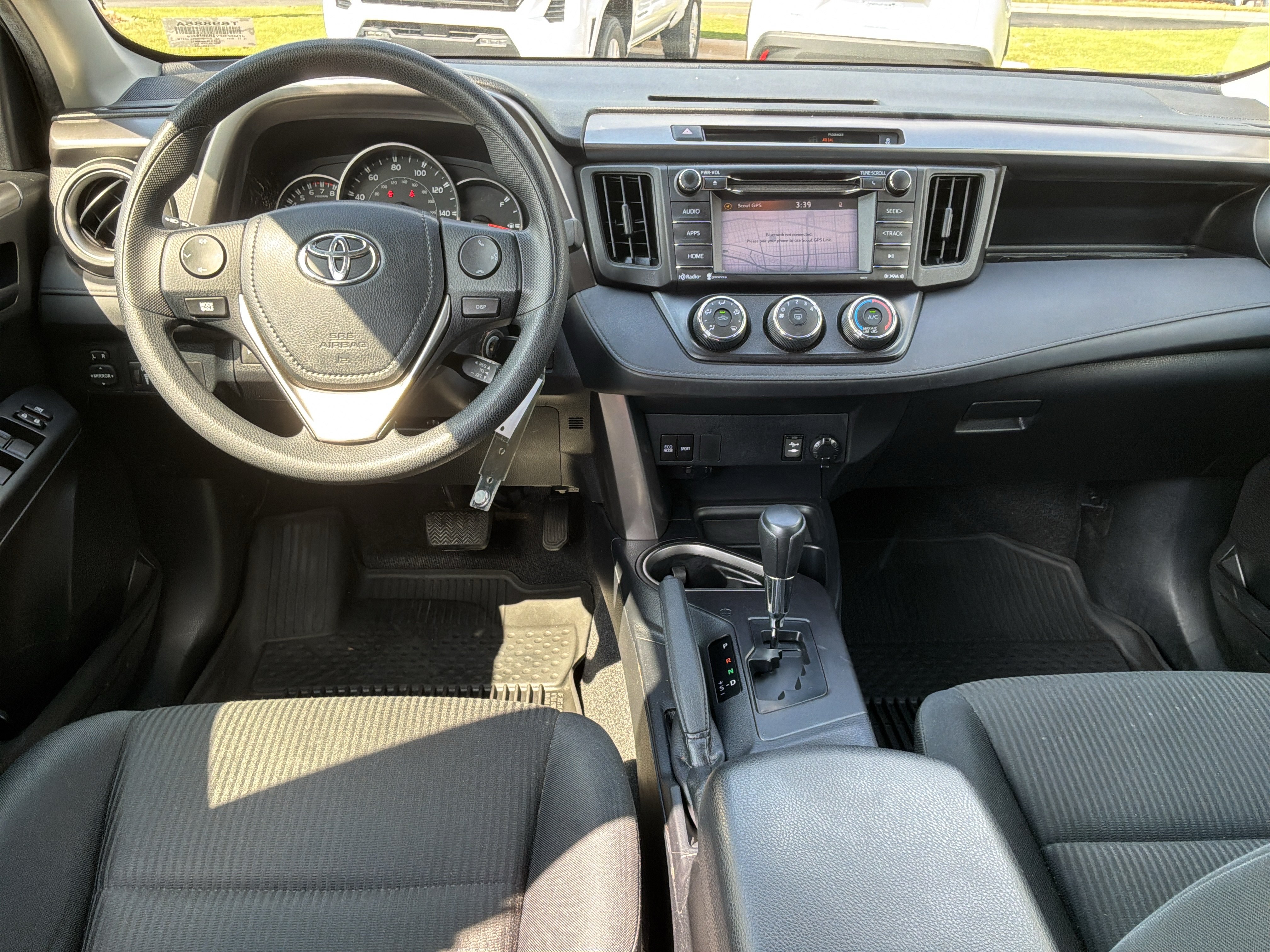 Used 2016 Toyota RAV4 LE AWD/4WD image 29
