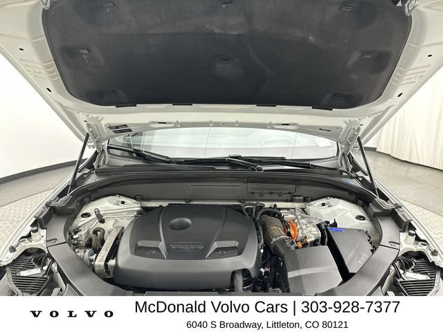 Used 2019 Volvo XC60 T8 R-Design w/ Advanced Package AWD/4WD image 26