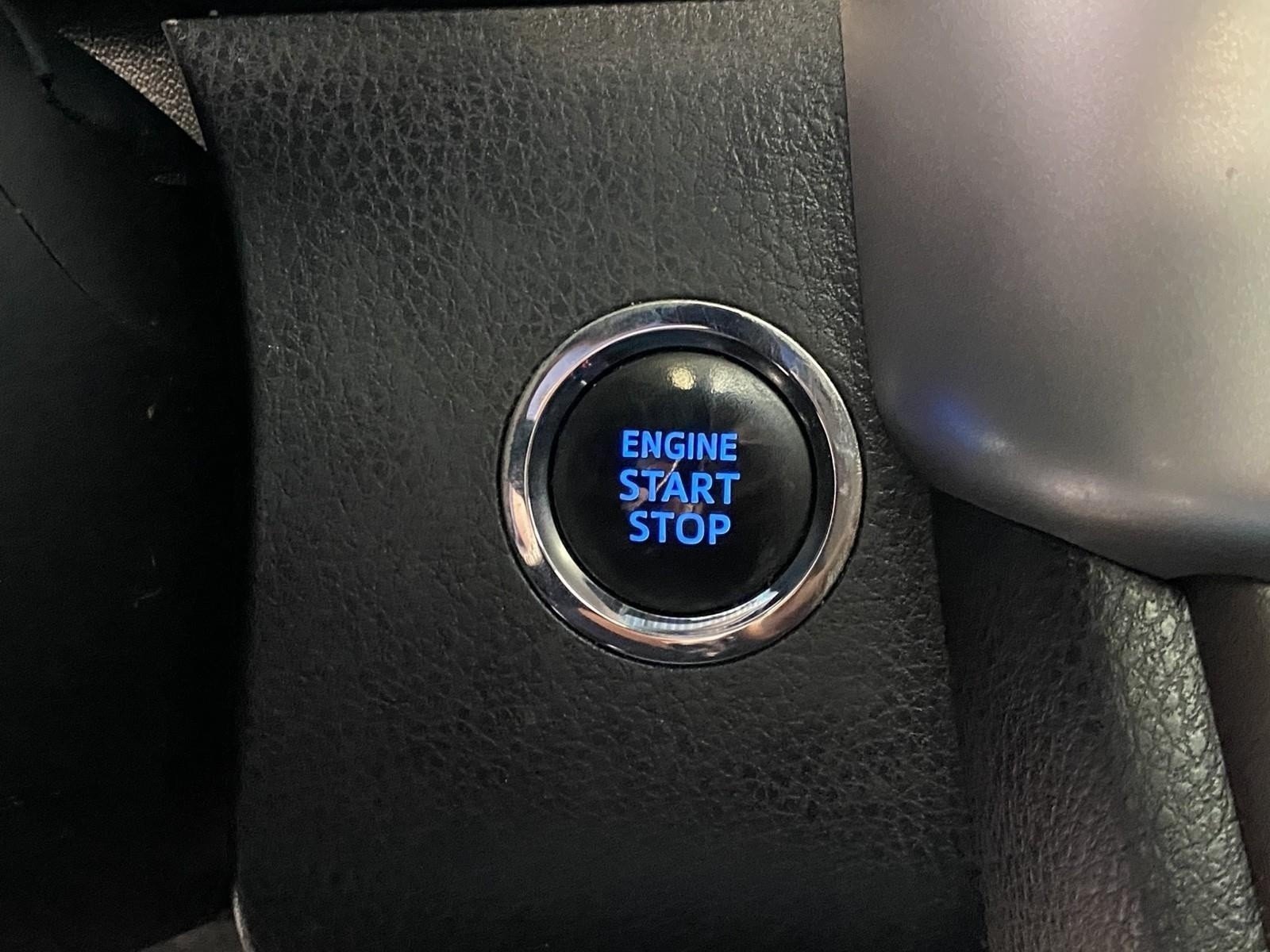 Used 2019 Toyota Highlander XLE AWD/4WD image 27